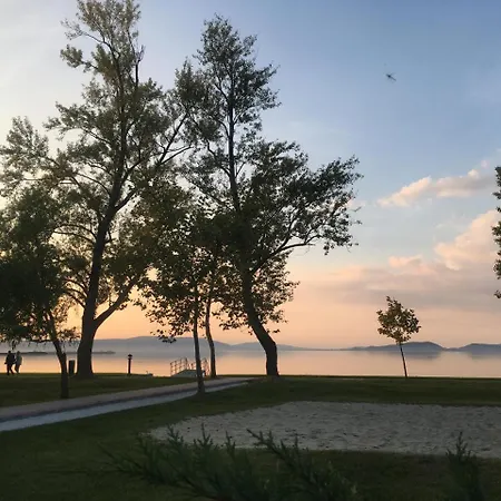 Szálloda Balatoni Retró Balatonfenyves