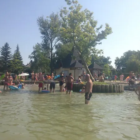 Balatoni Retró Szálloda Balatonfenyves