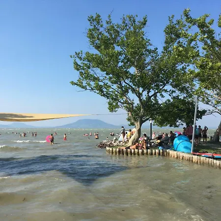 Szálloda Balatoni Retró Balatonfenyves
